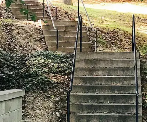 Picture of a stairway outside.