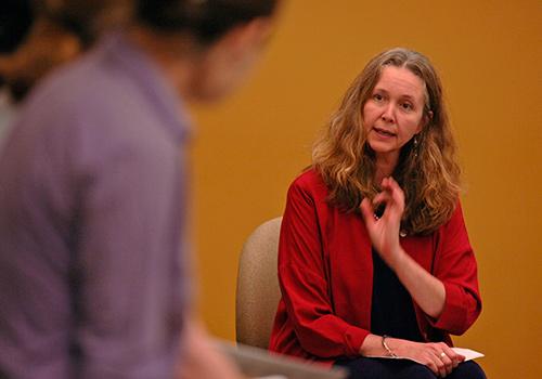 Dr. Rebecca Craik speaks to a group