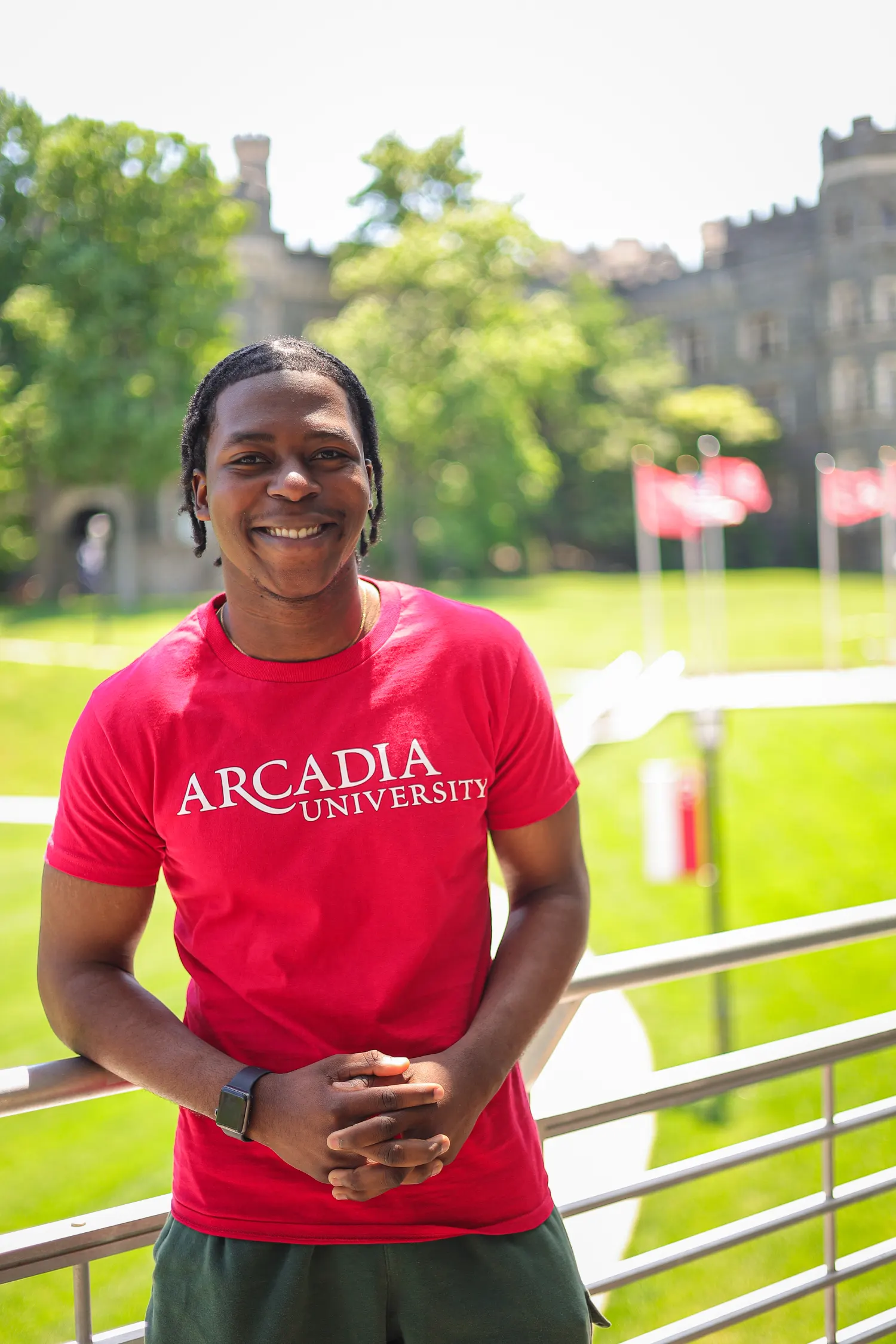 The headshot of orientation leader Timi Olasoji.