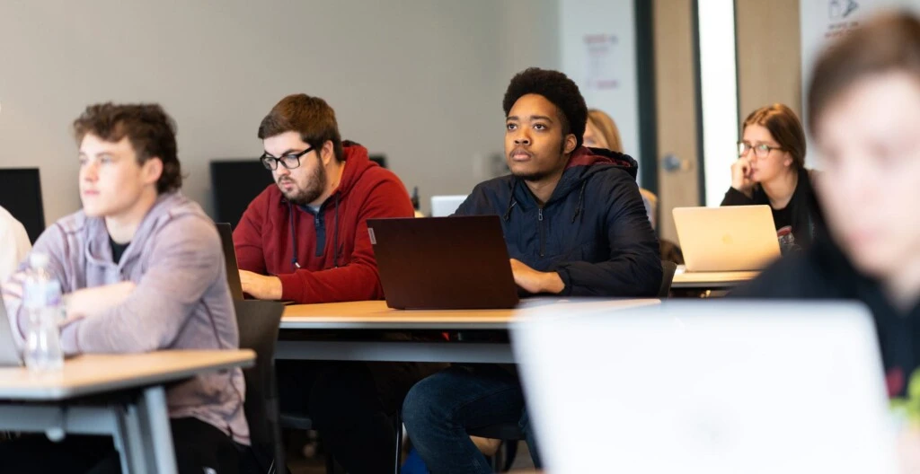 Students listen during accounting class.