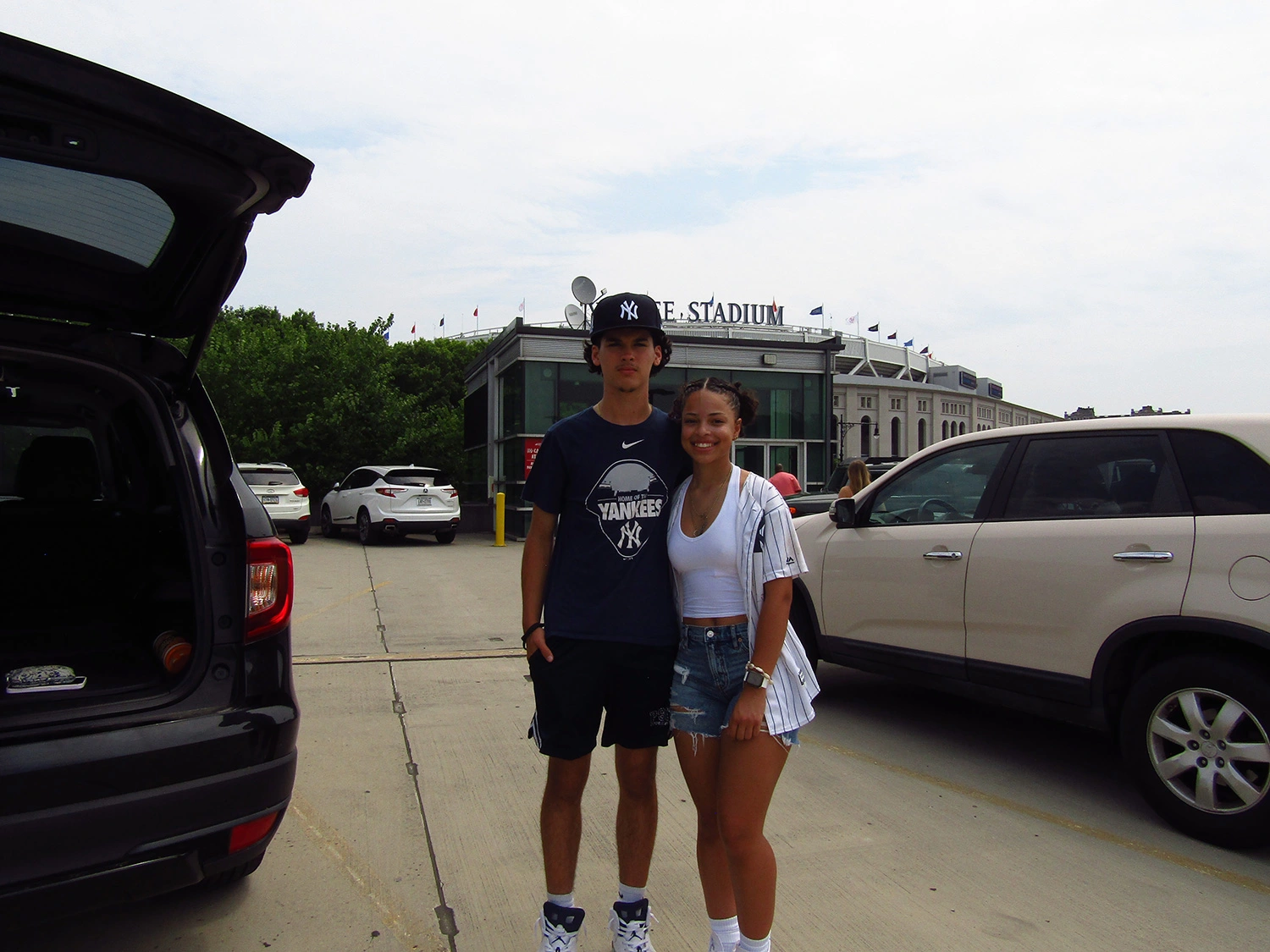 Milagro Duran ’27 outside Met Life Stadium.