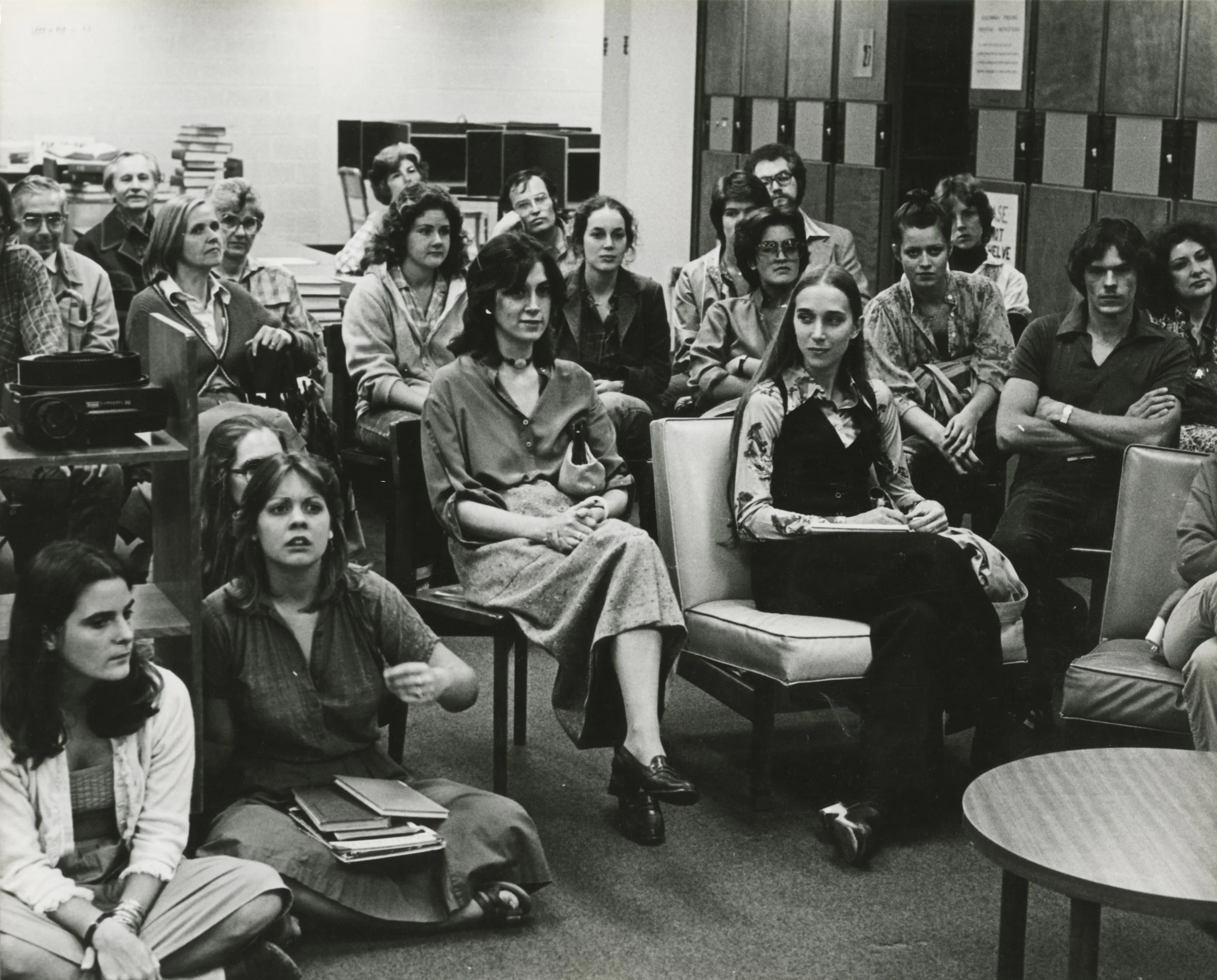 Students and the general public attending the lecture "Aesthetic Concerns."