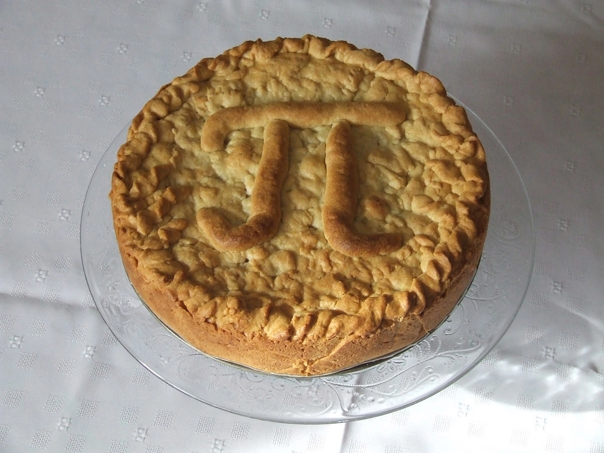 Apple pie on pi day